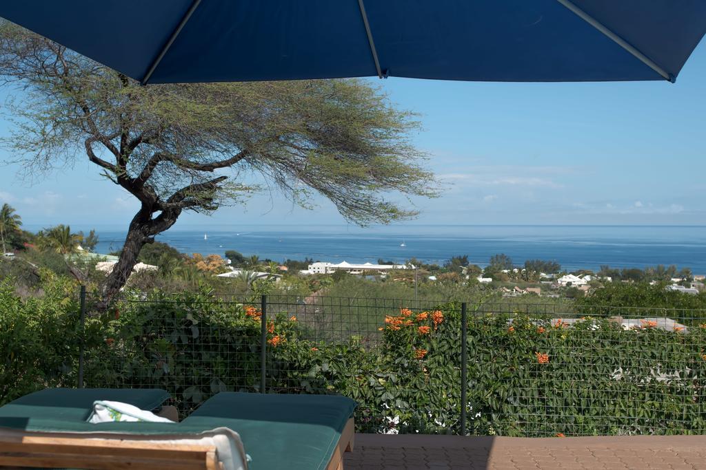 Апартаменты Flamboyant Ocean View - Ex Hillside Haven Тамарин Экстерьер фото